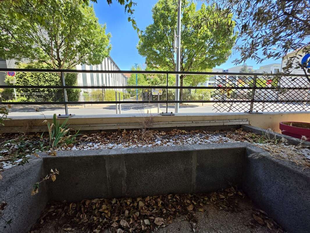 Appartement 69 m² à Villeurbanne  - photo 4