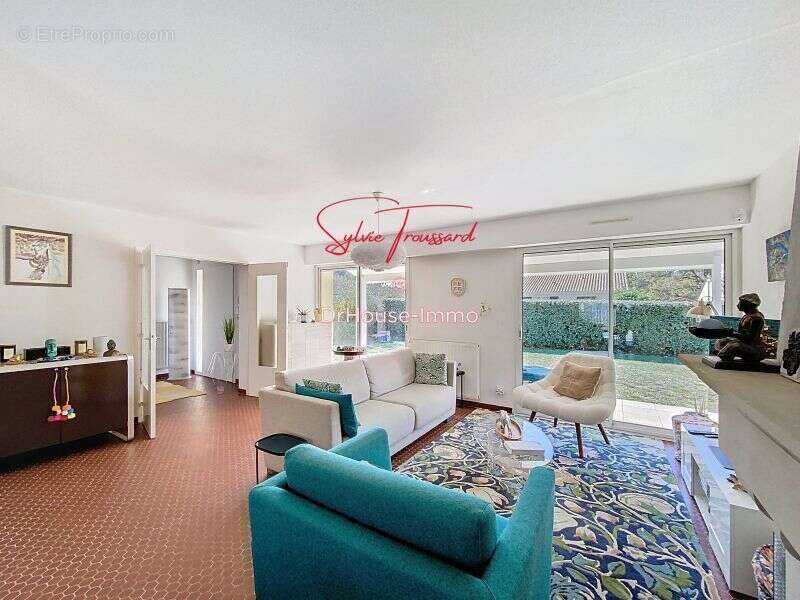 Maison à LE HAILLAN