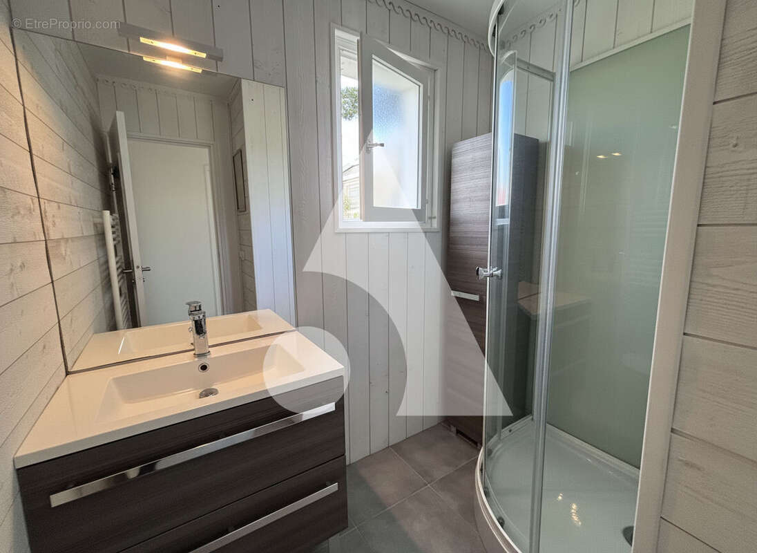 Maison à BOURCEFRANC-LE-CHAPUS