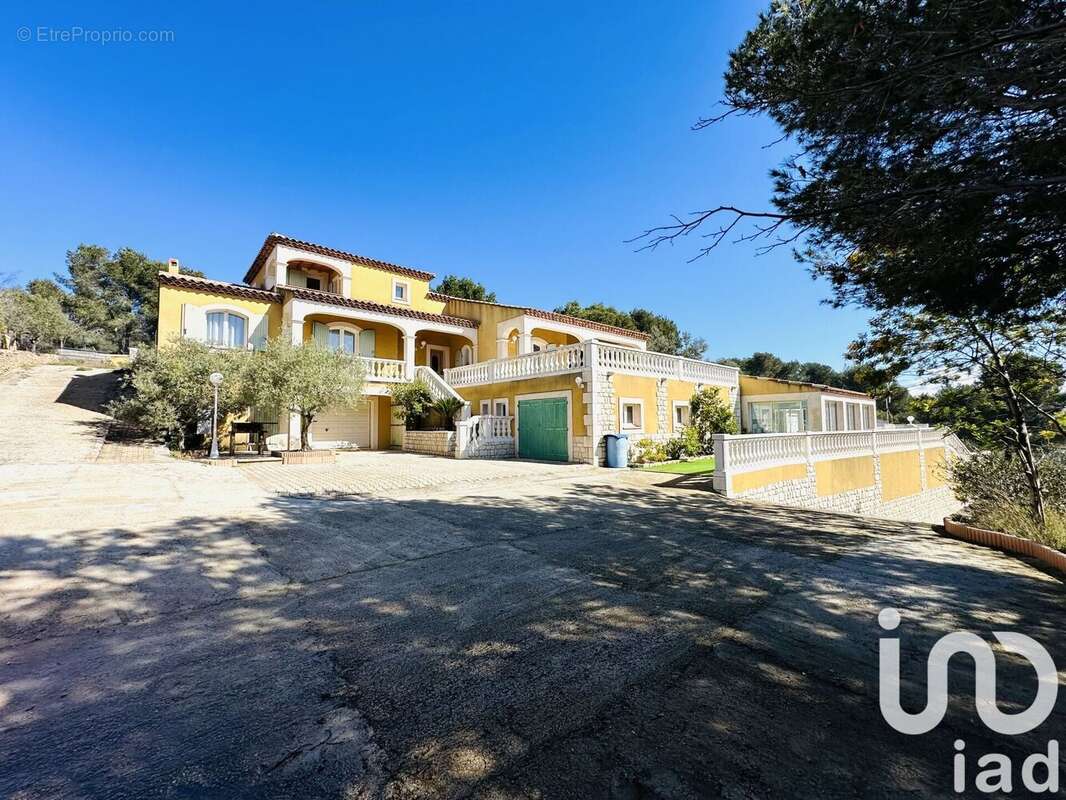 Photo 5 - Maison à ENSUES-LA-REDONNE