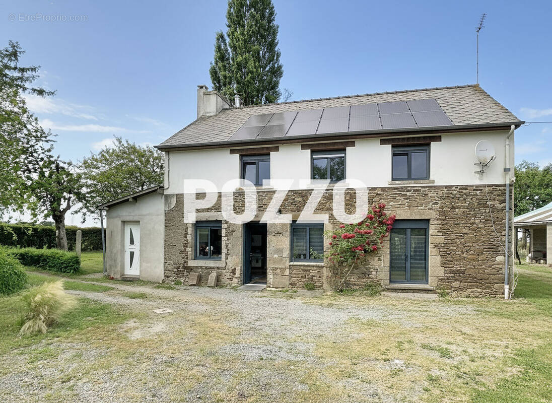 Maison à PLEINE-FOUGERES