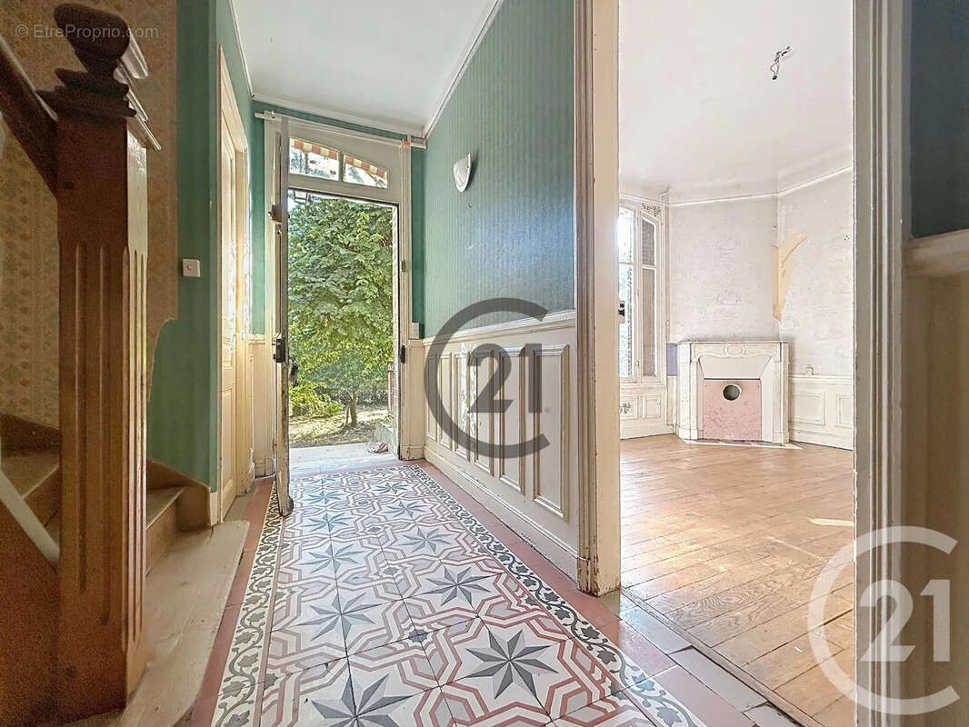 Maison 118 m² à Bois-Le-Roi  - photo 4