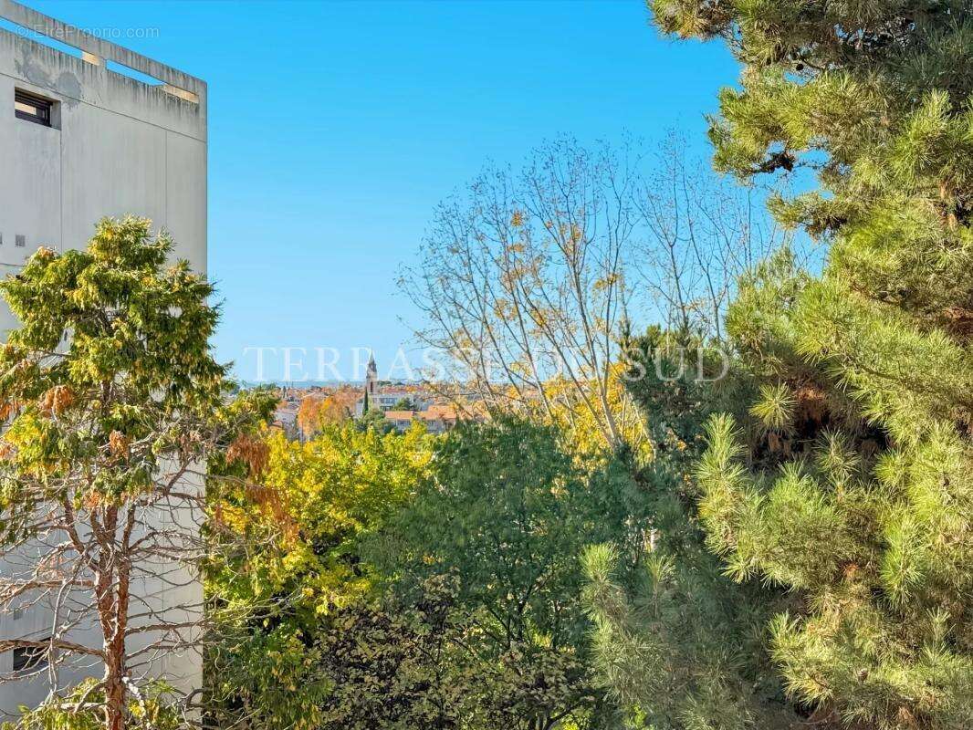 Appartement à MARSEILLE-12E