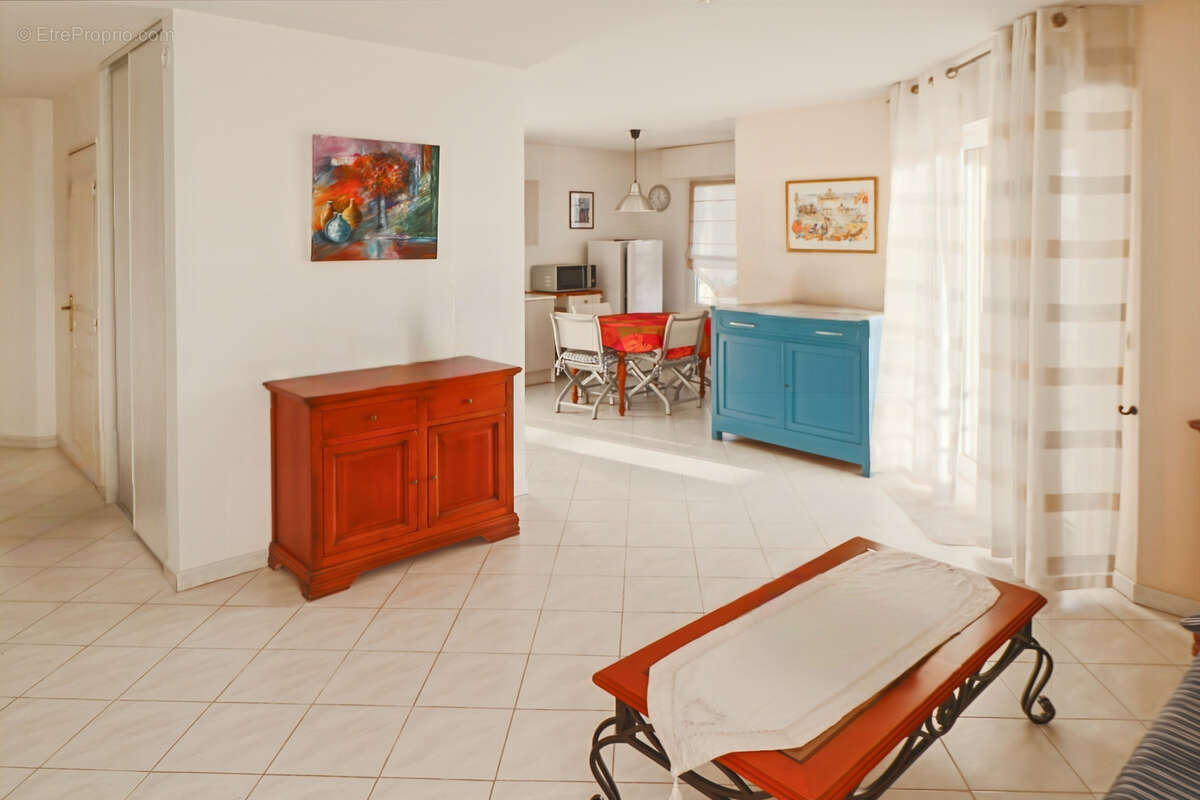 Appartement à FREJUS