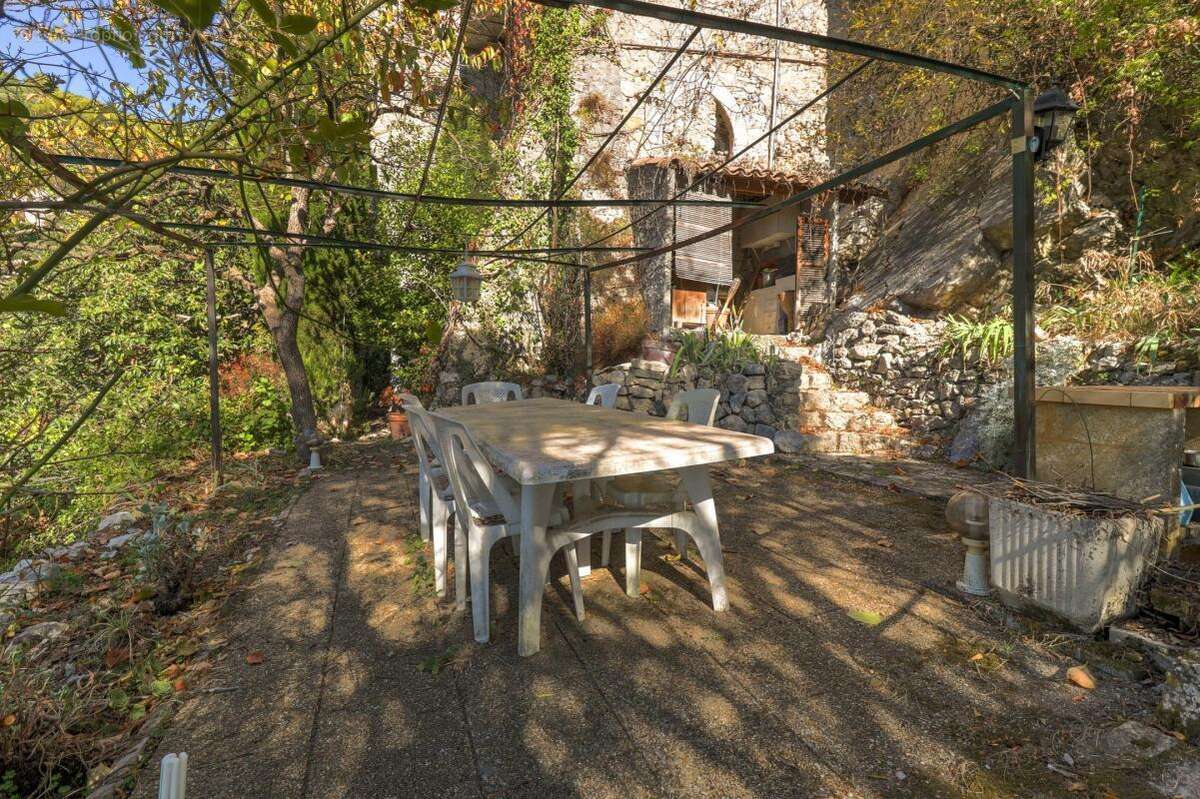 Appartement à PEILLON