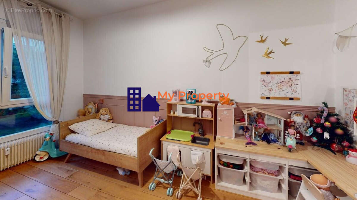 Appartement à HOUILLES