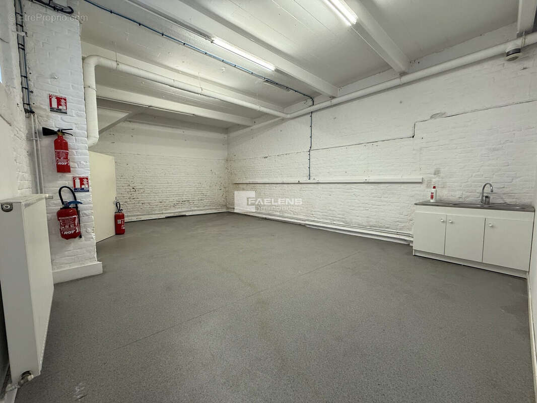Commerce 378 m² à Lille  - photo 7