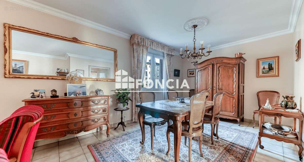 Appartement à LYON-7E