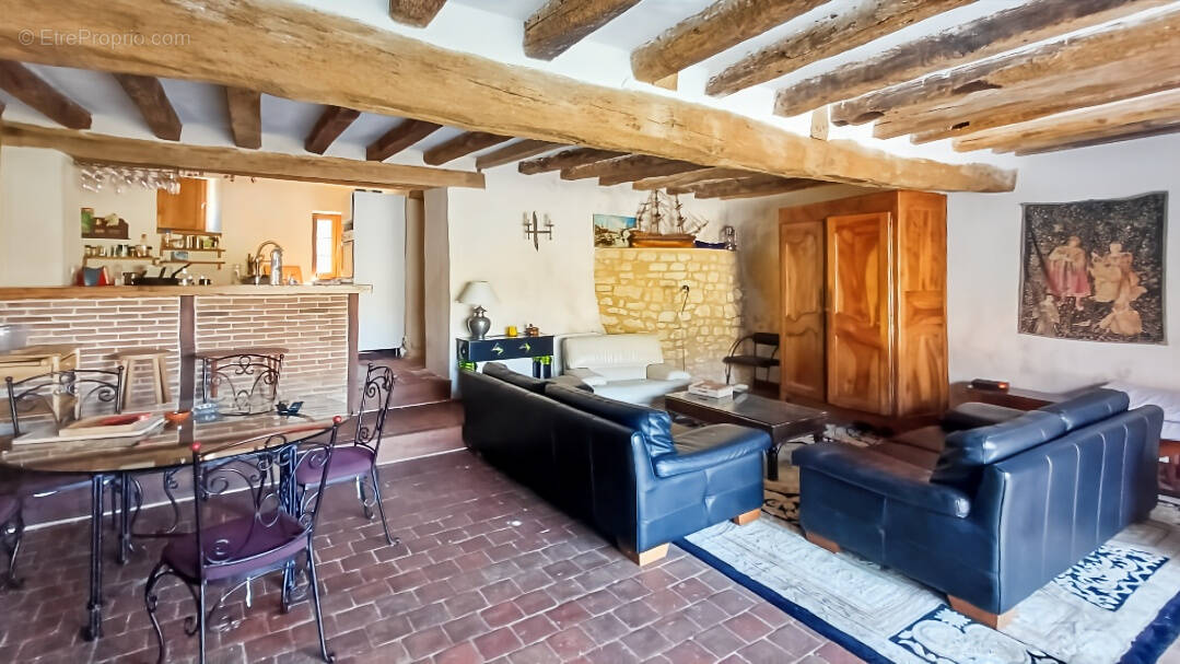 Maison à SAINT-GAULTIER