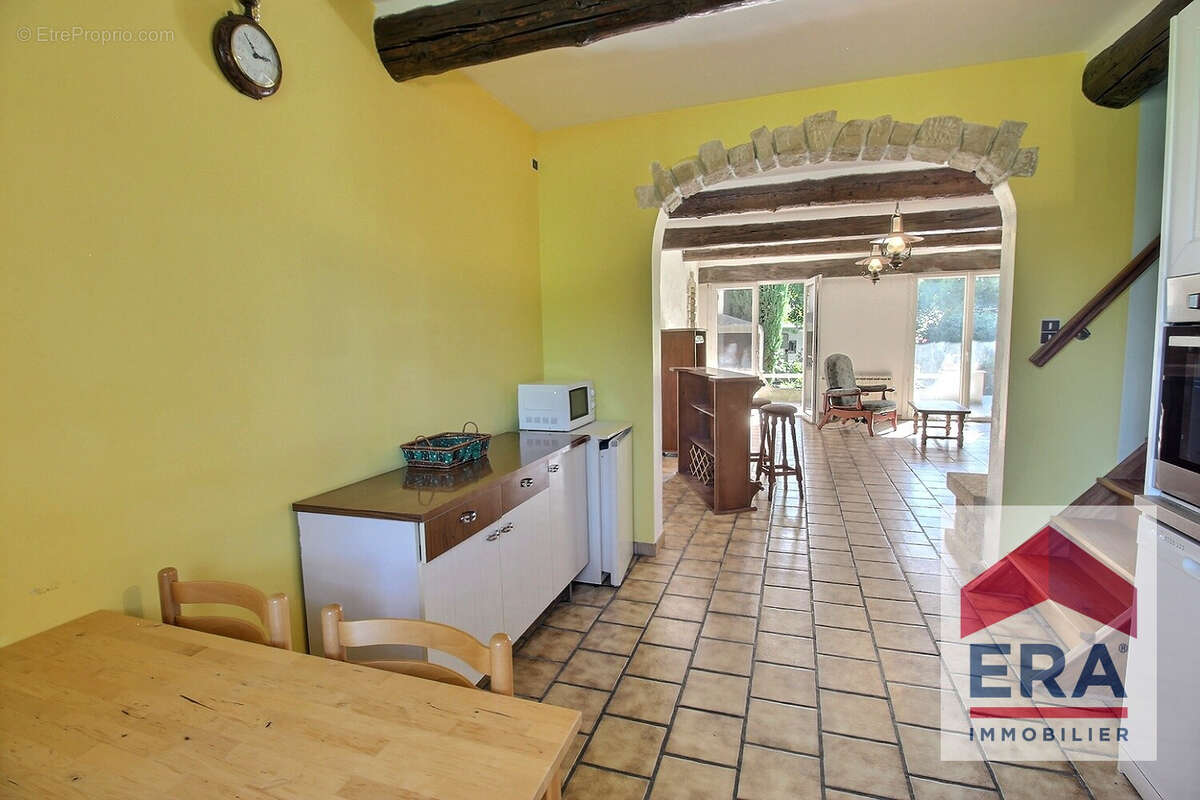 Maison à JONQUIERES