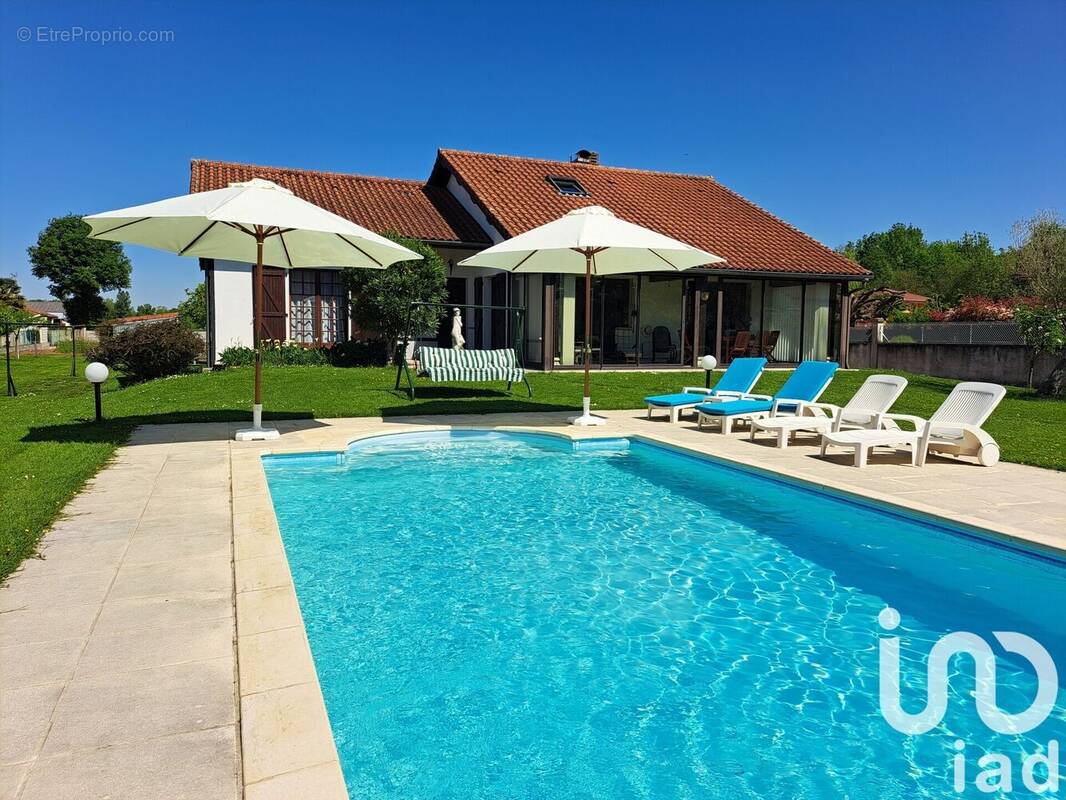 Photo 1 - Maison à BARBAZAN-DEBAT