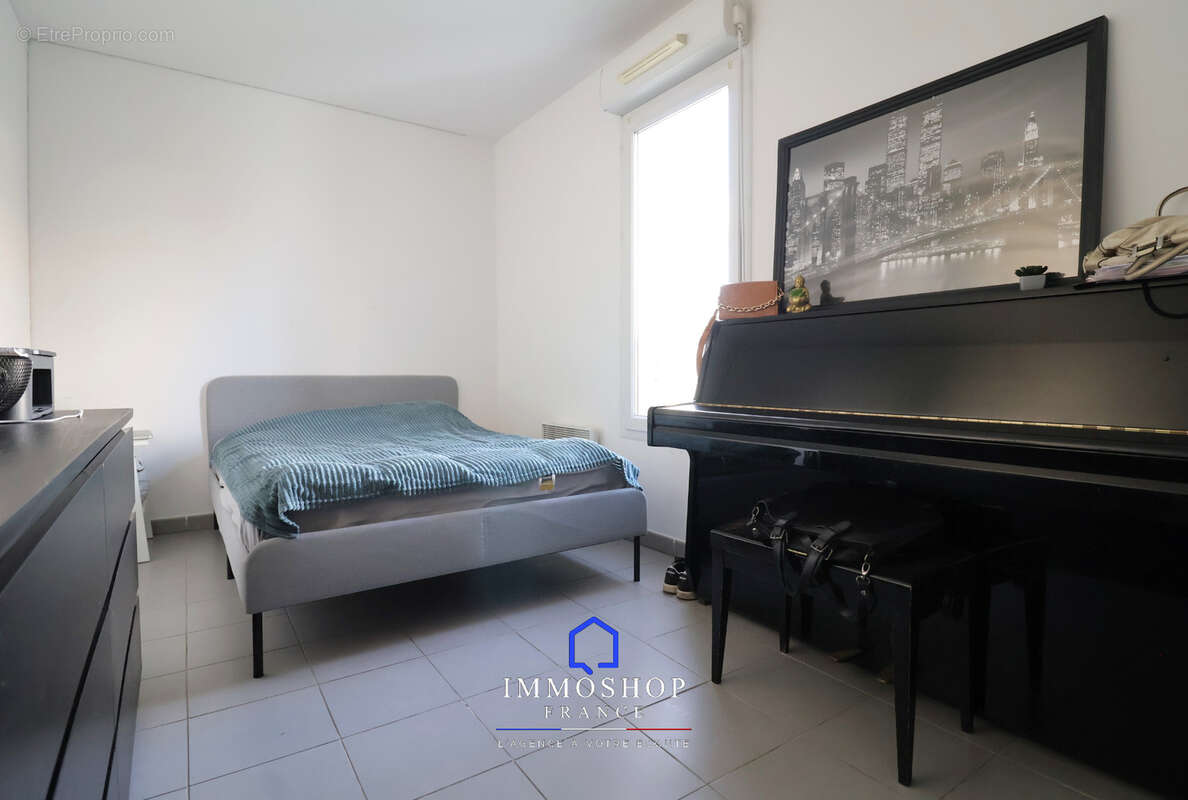 Appartement à MARSEILLE-9E