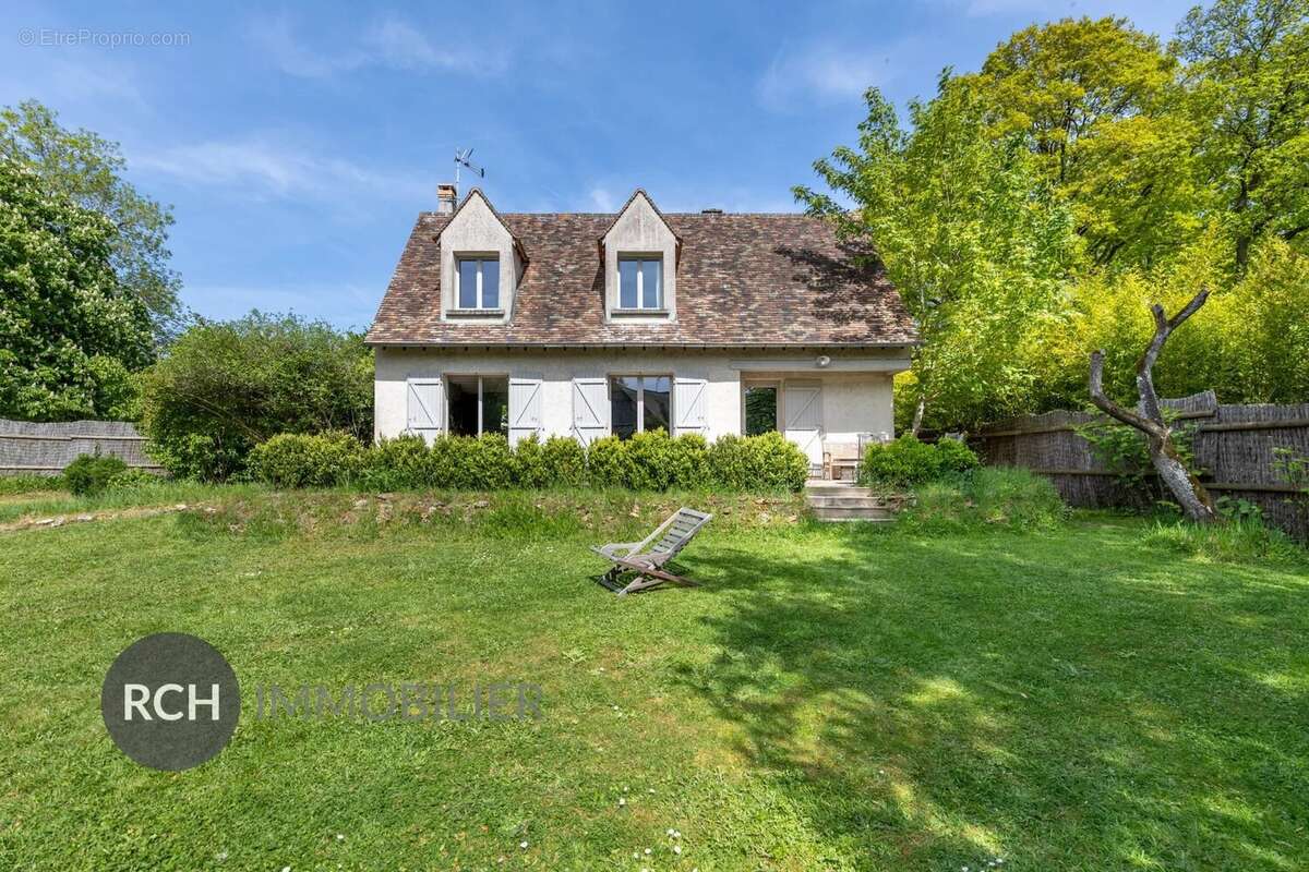 Maison à MONTFORT-L'AMAURY