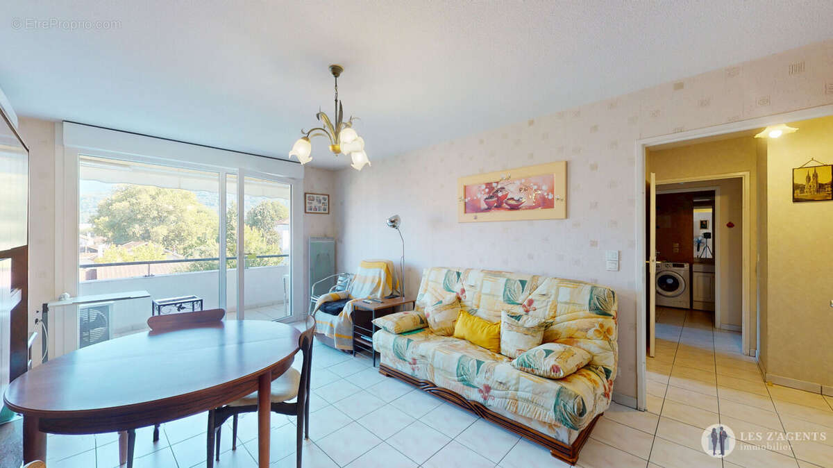 Appartement à SAINT-MARTIN-D&#039;HERES