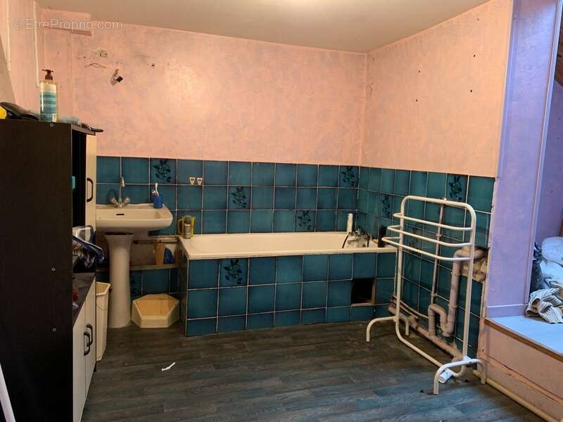 Maison à CHATEAUNEUF-SUR-SARTHE