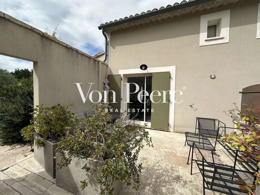 Appartement à SAINT-ETIENNE-DU-GRES