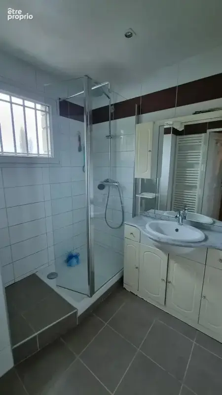 Grand F2 (51m²) proche toute commodités - photo 6