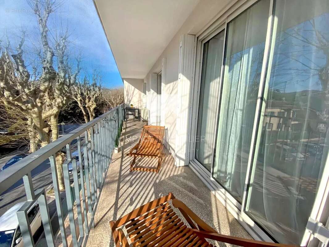 Appartement à HYERES