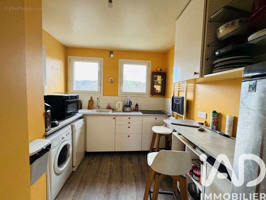 Photo 6 - Appartement à LA CELLE-SAINT-CLOUD