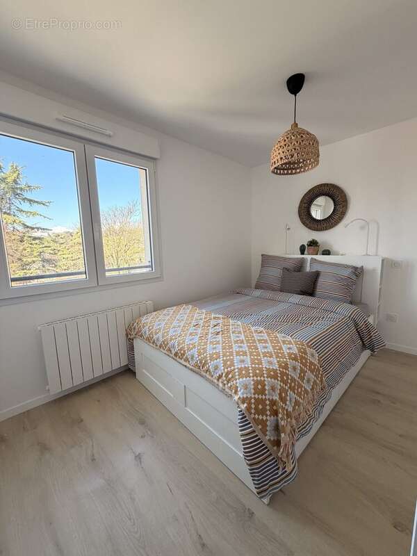 Appartement à PIERRE-BENITE