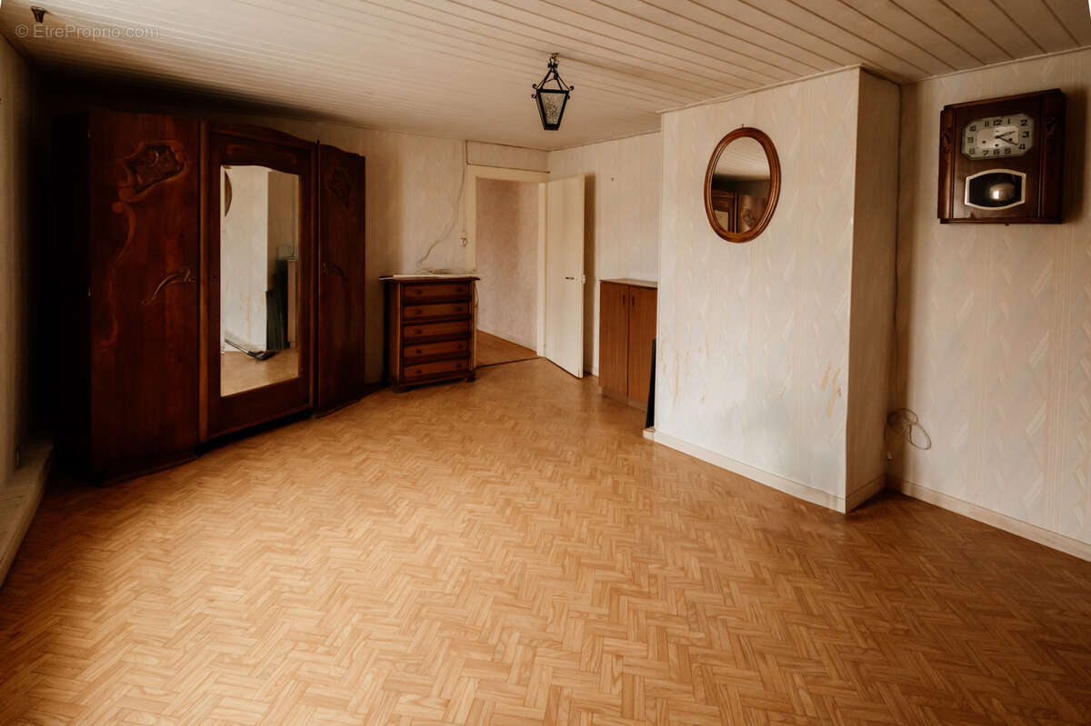 Maison à VILLERS-SOUS-CHALAMONT