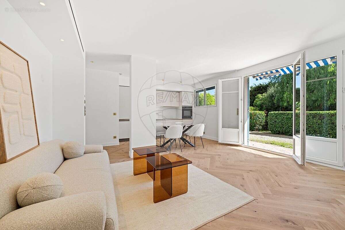 Appartement à BEAULIEU-SUR-MER