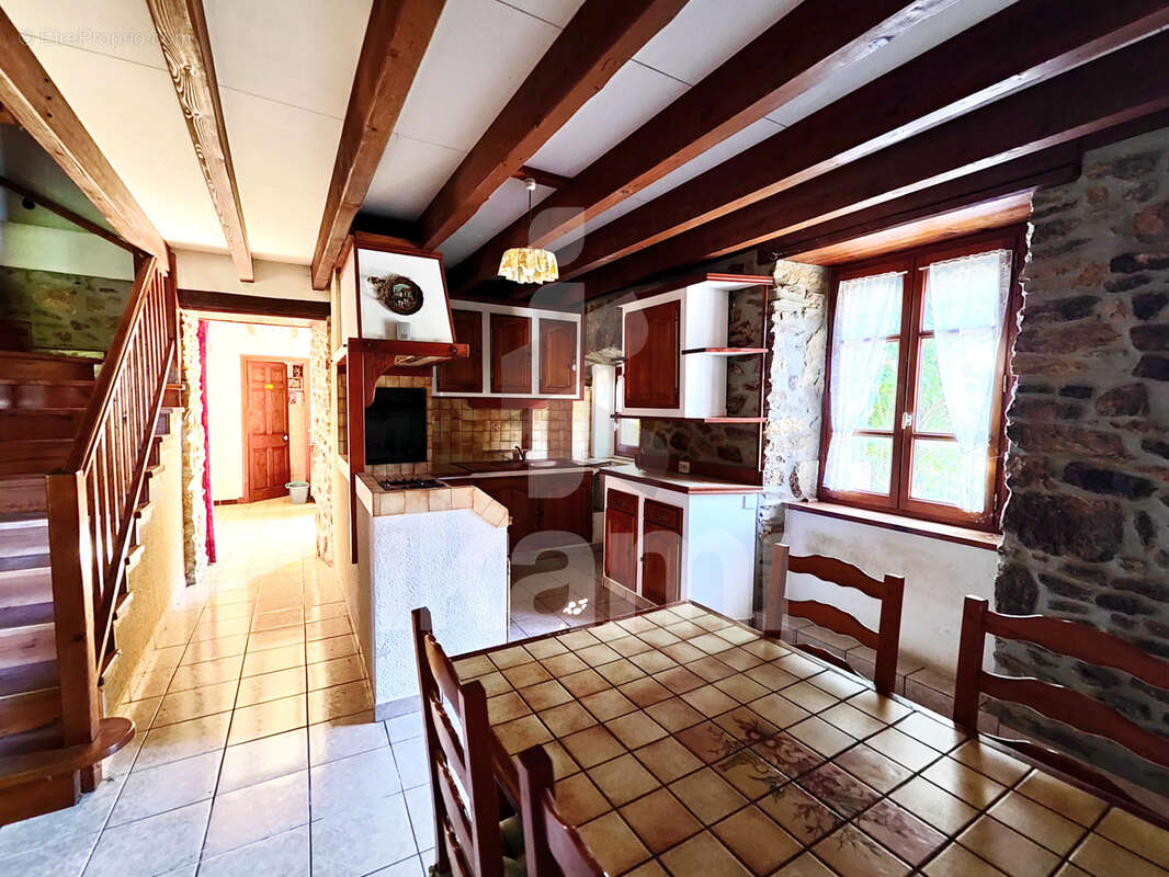 Maison à SAVAS