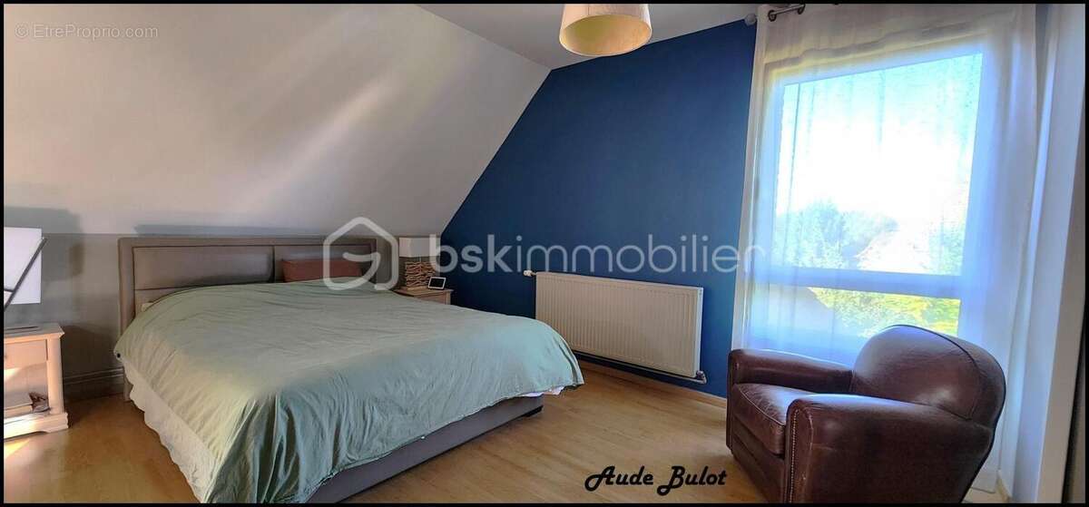 Maison à PERONNE-EN-MELANTOIS