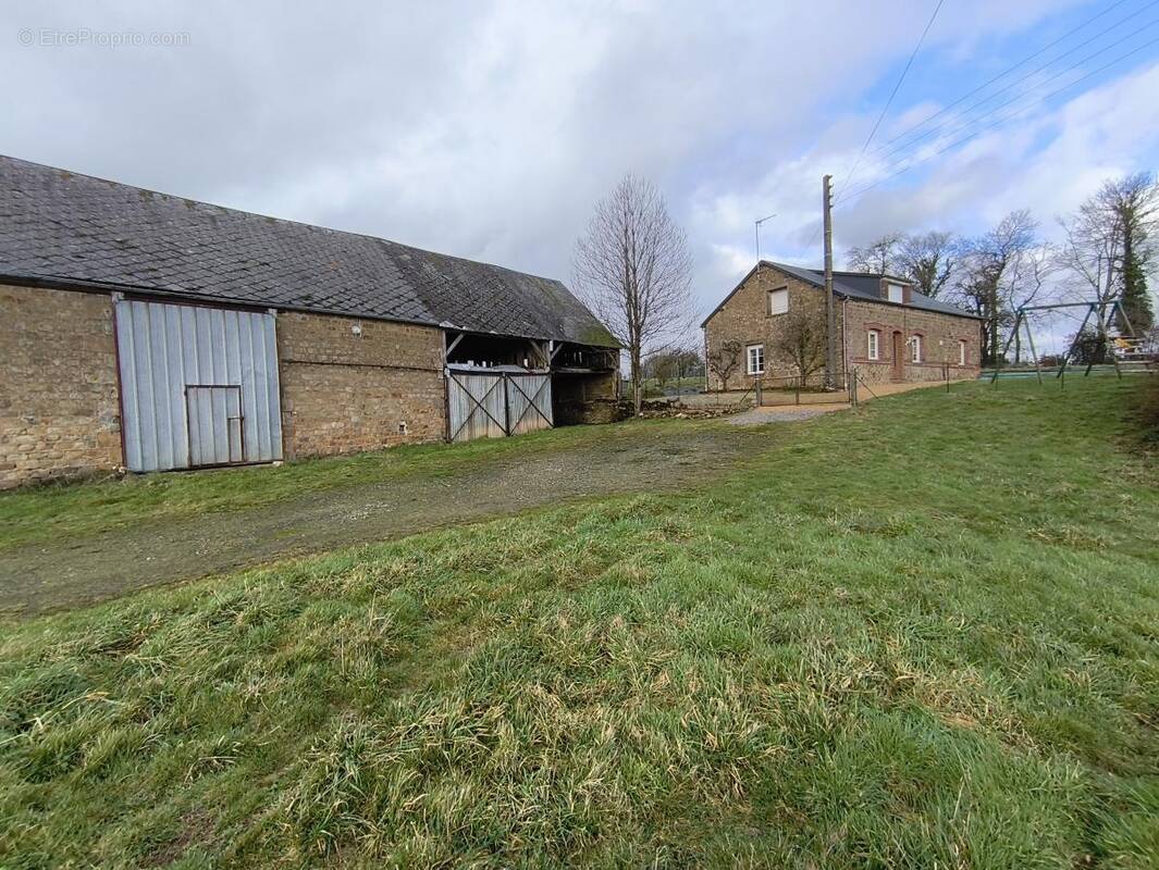 Maison à LONLAY-L'ABBAYE