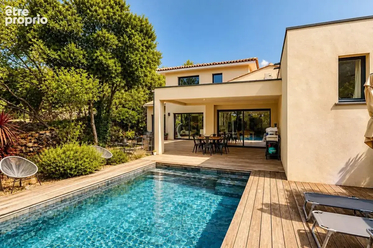 Maison de 10 pièces de 220 m² à Causse-de-la-Selle - photo 23