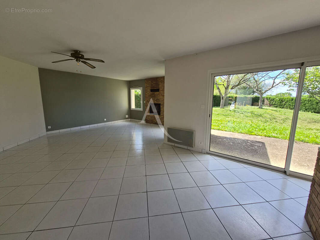 Maison à VILLENEUVE-DE-MARSAN