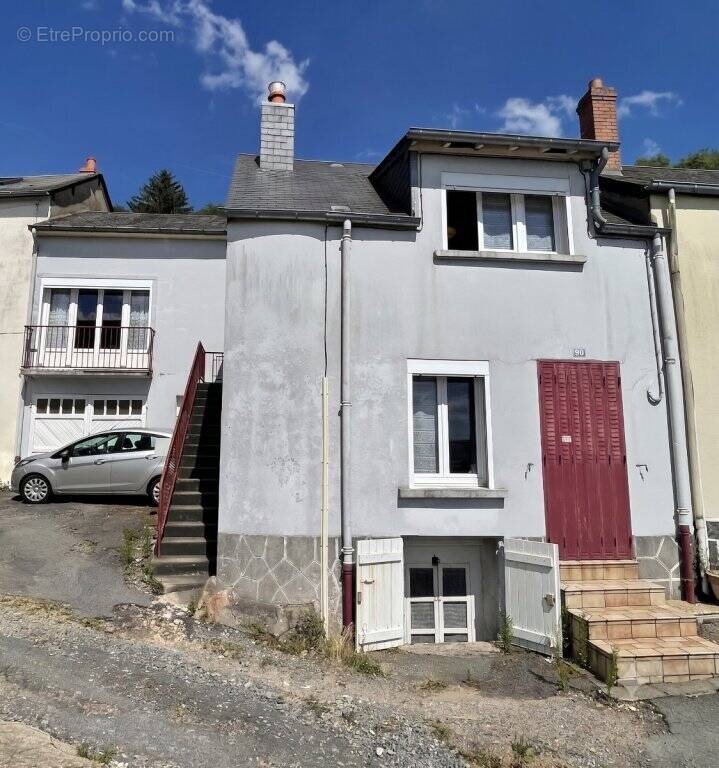 Maison de ville avec vue dégagée et jardin au cœur du Morvan - photo 1