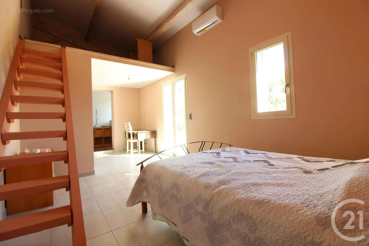 Maison à SAINTE-AGNES