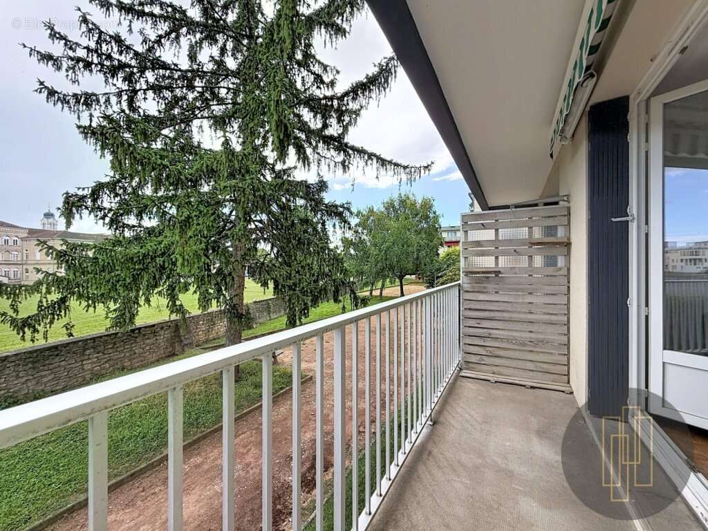 Exclusivité - Appartement de type 3 avec balcon et parking - photo 5