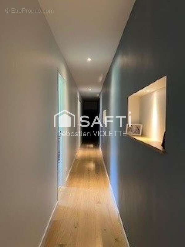 Maison 274 m² à Genech  - photo 4