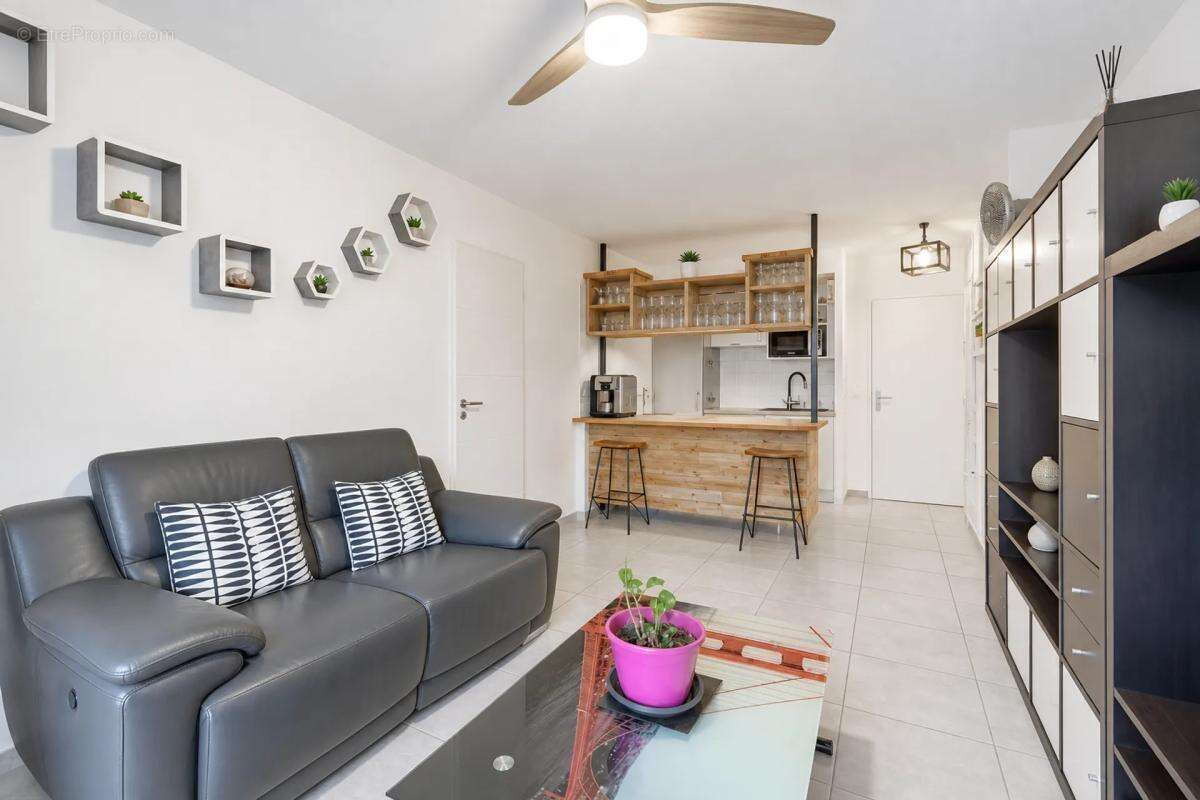 Appartement à LE CASTELLET