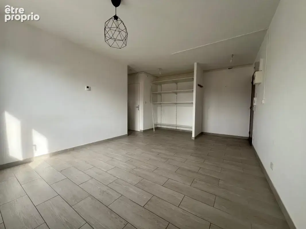 Studio Saint-Max avec parking libre d'occupant - photo 2