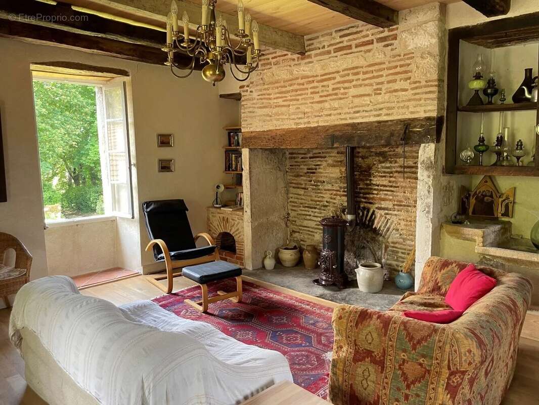 Maison à PUY-L'EVEQUE
