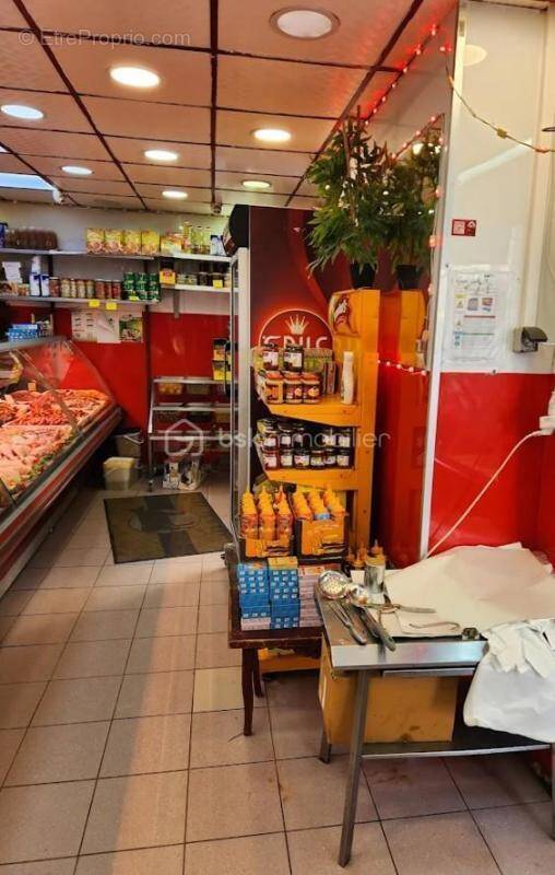 Commerce à PARIS-18E