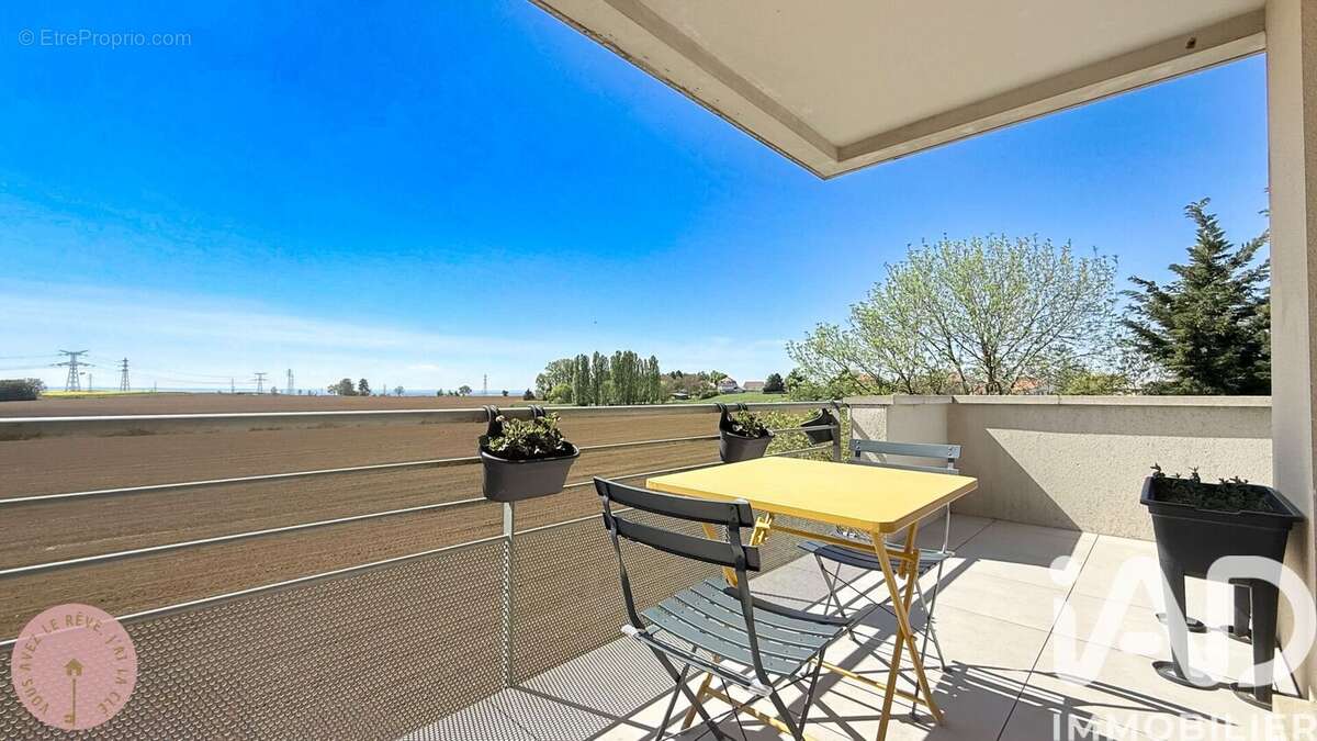 Photo 2 - Appartement à SAINT-PRIVAT-LA-MONTAGNE