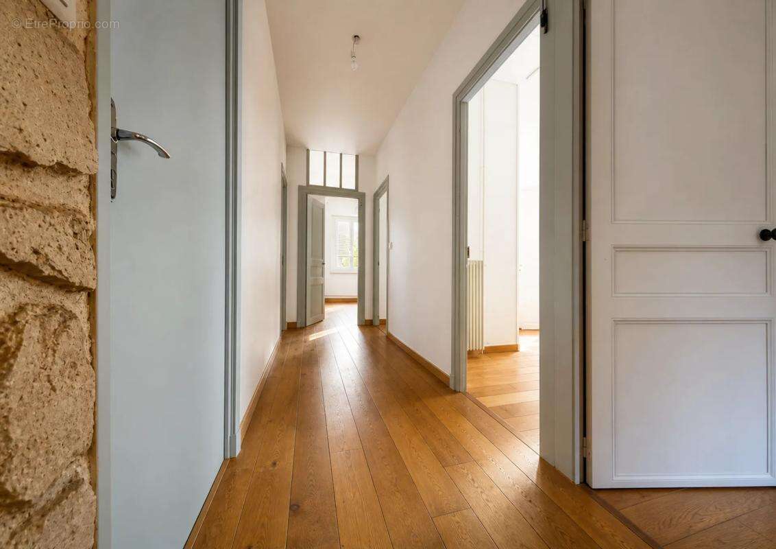 Maison de 7 pièces de 173 m² à Chamalières - photo 7