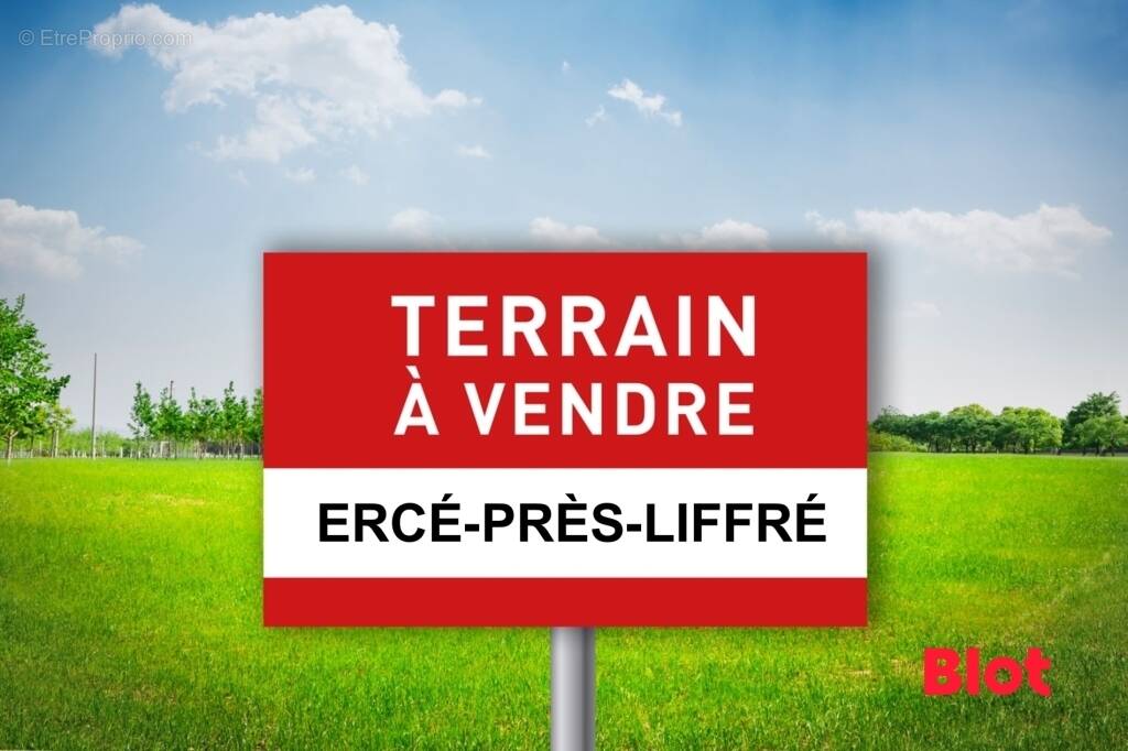 Terrain à ERCE-PRES-LIFFRE