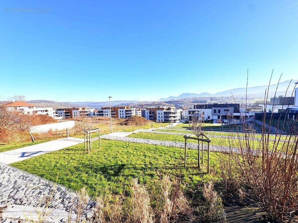 Appartement à ALLONZIER-LA-CAILLE