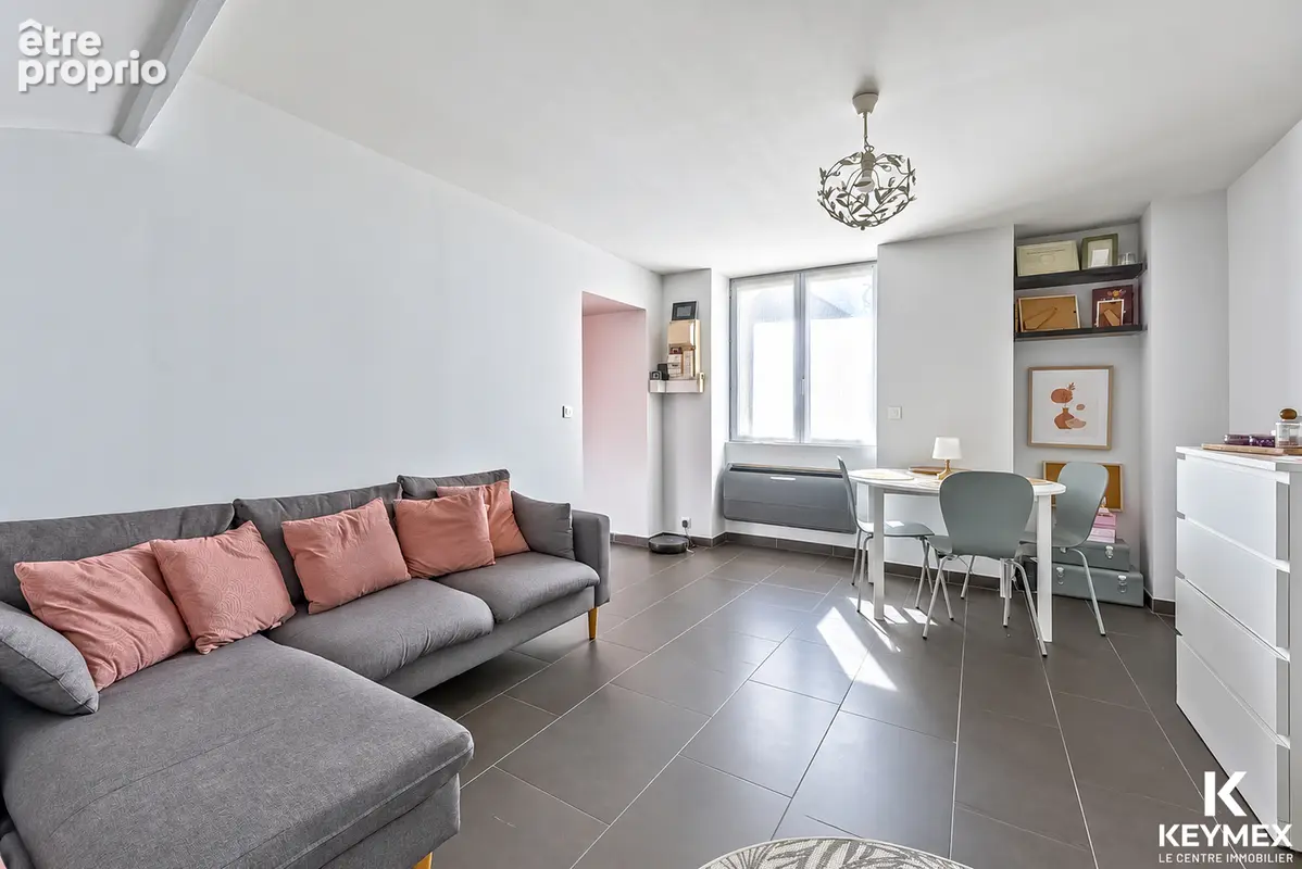 Maison - DPE C - 2 chambres - combles - garage - jardin - photo 5