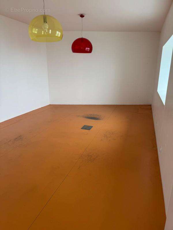 Commerce à LA ROCHELLE