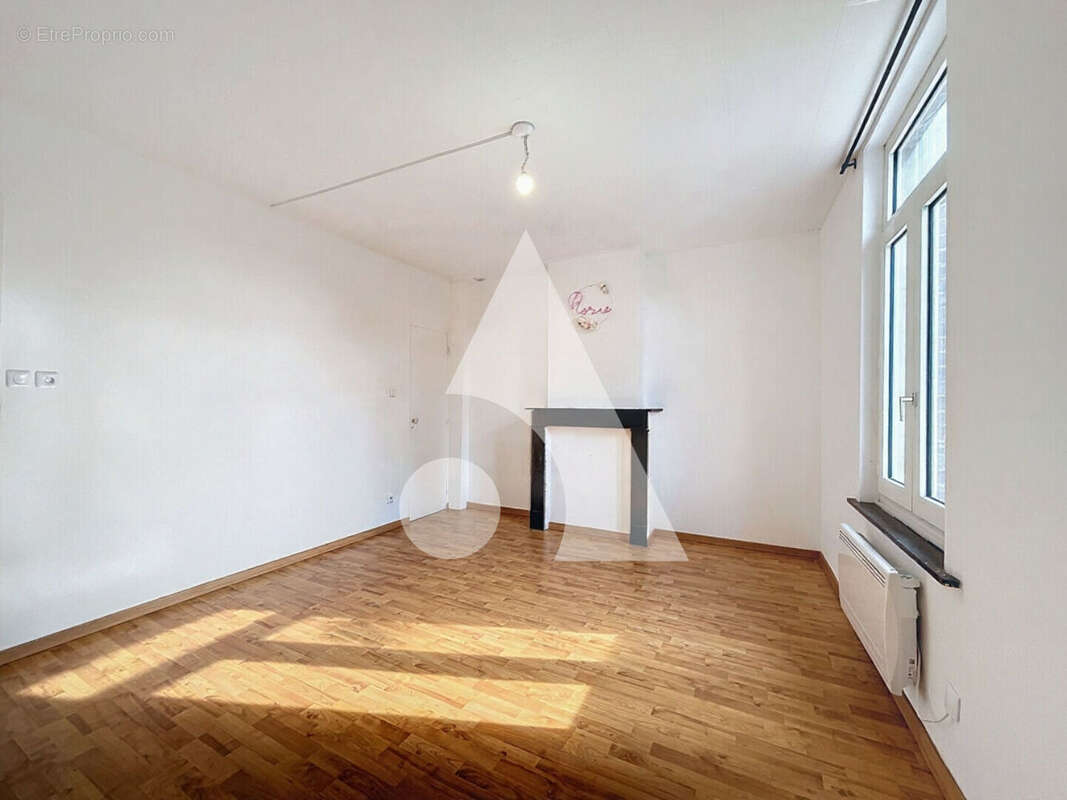 Maison à FRESNES-SUR-ESCAUT