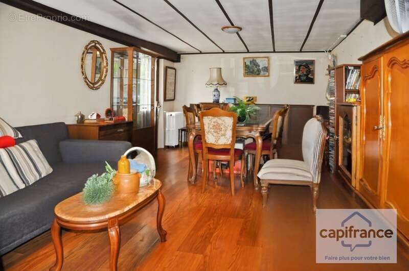 Maison à SAINT-MARCEL