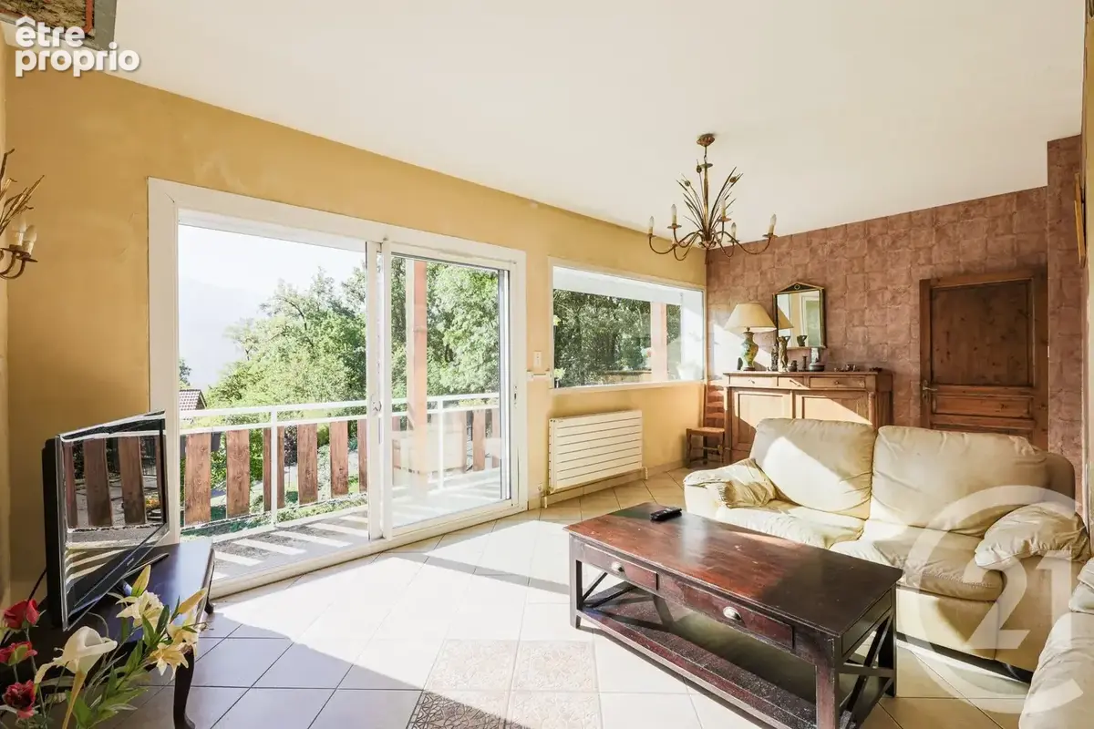 Maison 7 pièces 148 m² à vendre à Saint-Ismier (38330) - photo 9