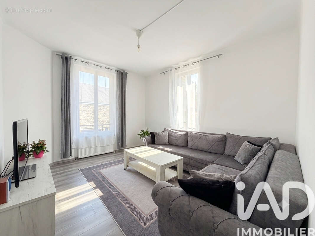 Photo 2 - Maison à MALESHERBES