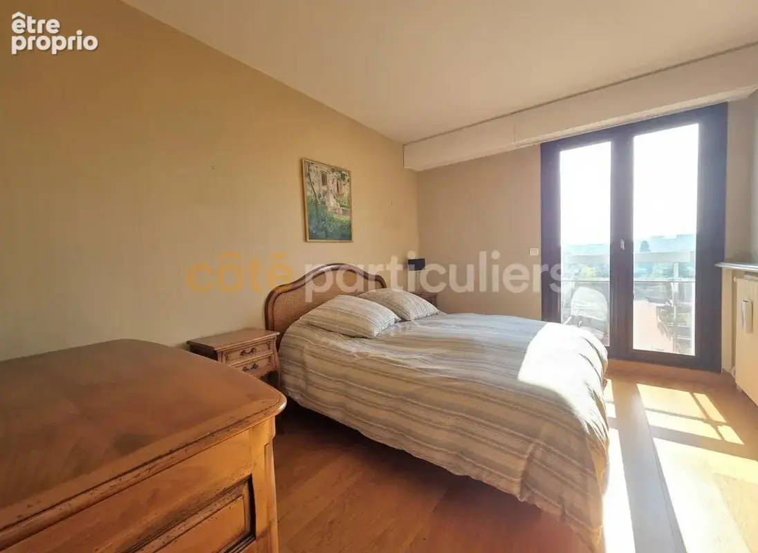 Appartement Saint Germain En Laye 5 pièce(s) 94 m2 - Dernier étage - Double Box - photo 8